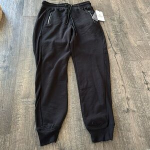 Nine West active black jogger NWT Medium